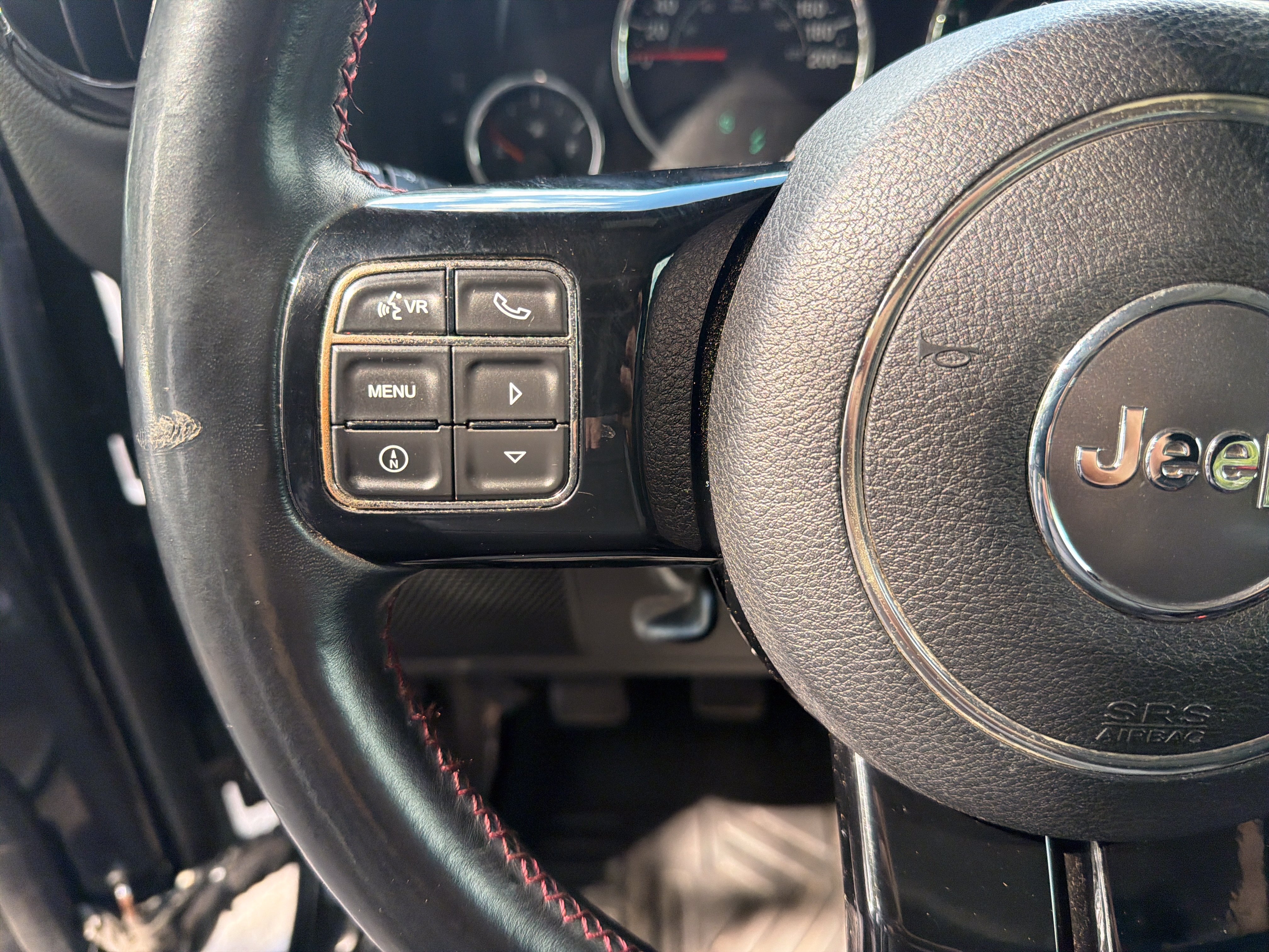 Used 2012 Jeep Wrangler Unlimited Sahara AWD/4WD image 19