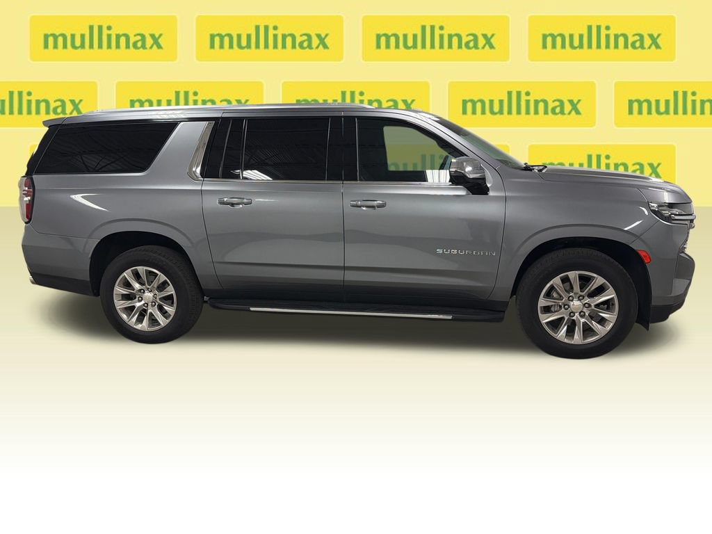 Used 2021 Chevrolet Suburban Premier w/ Premium Package AWD/4WD image 17