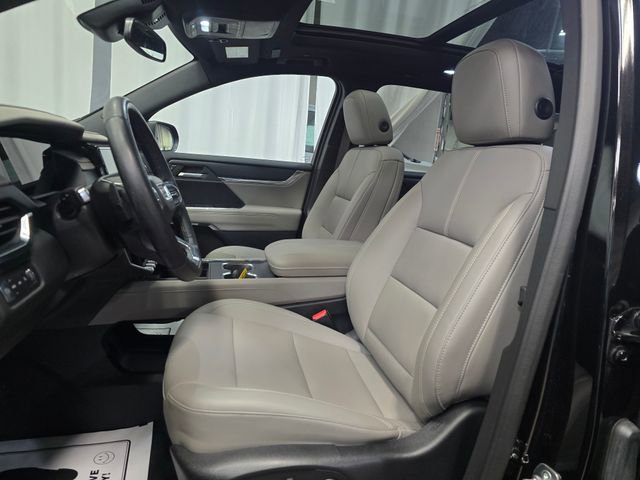 Used 2024 GMC Acadia Elevation w/ Luxury Package image 7