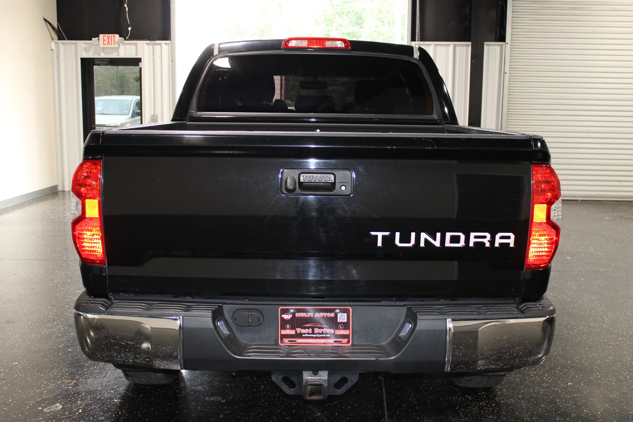 Used 2016 Toyota Tundra SR5 w/ SR5 Upgrade Package RWD image 4