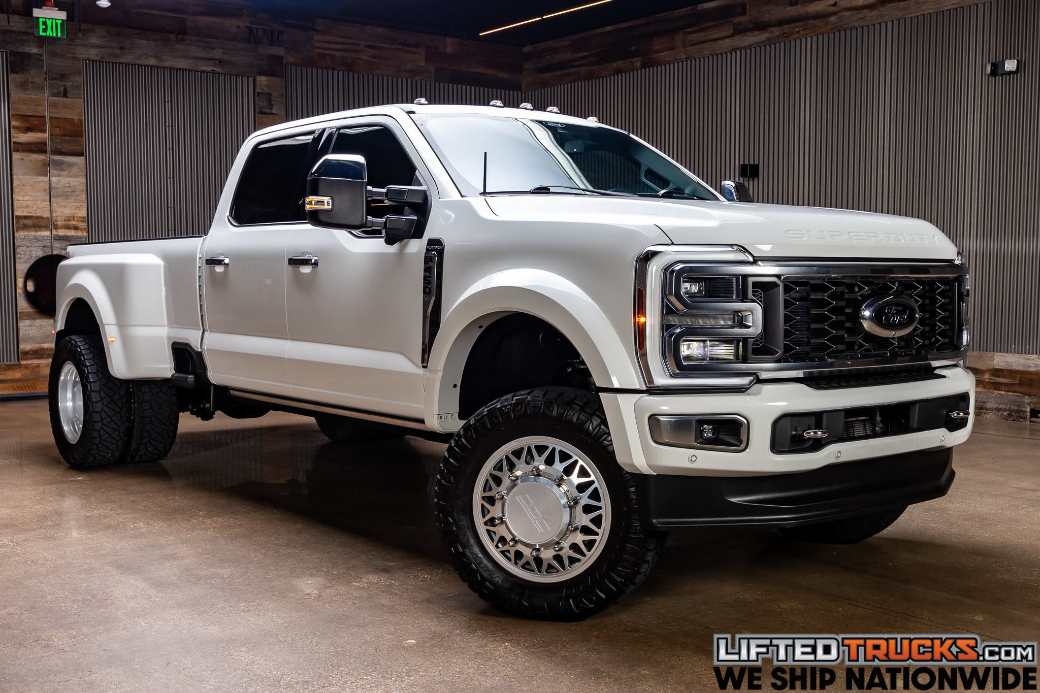 Used 2024 Ford F450 Platinum w/ FX4 Off-Road Package AWD/4WD image 1