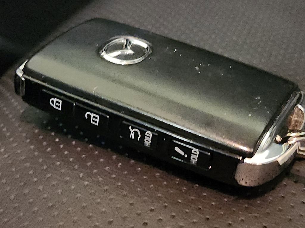 Used 2022 MAZDA CX-9 Touring Plus image 37