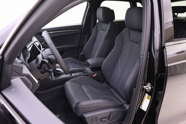 New 2025 Audi Q3 2.0T Premium image 7