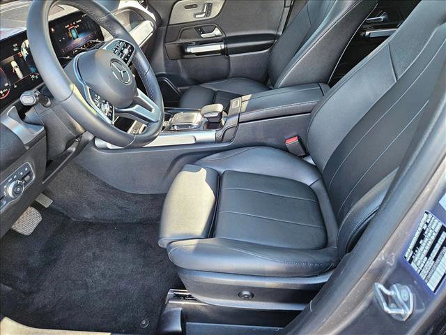 Used 2022 Mercedes-Benz GLB 250 image 16