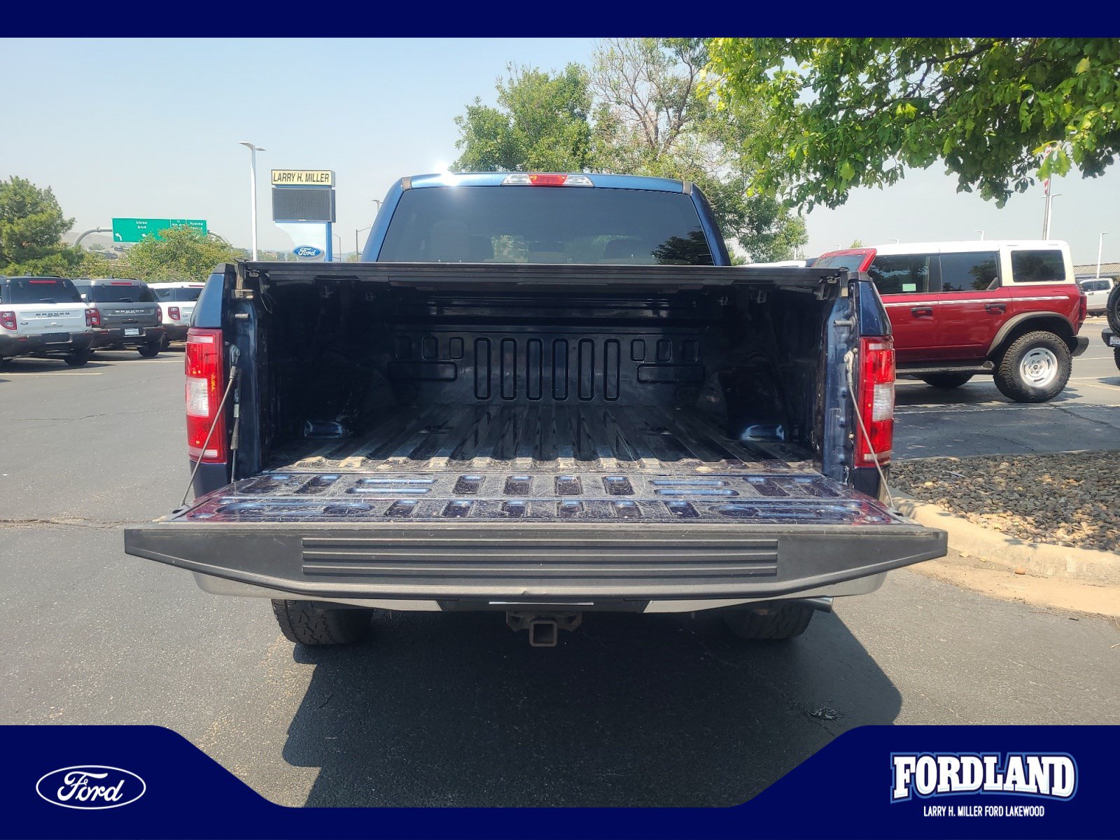 Used 2018 Ford F150 XLT w/ Equipment Group 302A Luxury AWD/4WD image 32