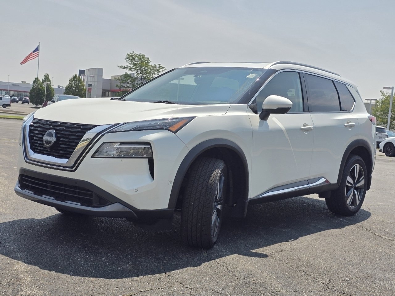 Used 2023 Nissan Rogue SL w/ SL Premium Package AWD/4WD image 13