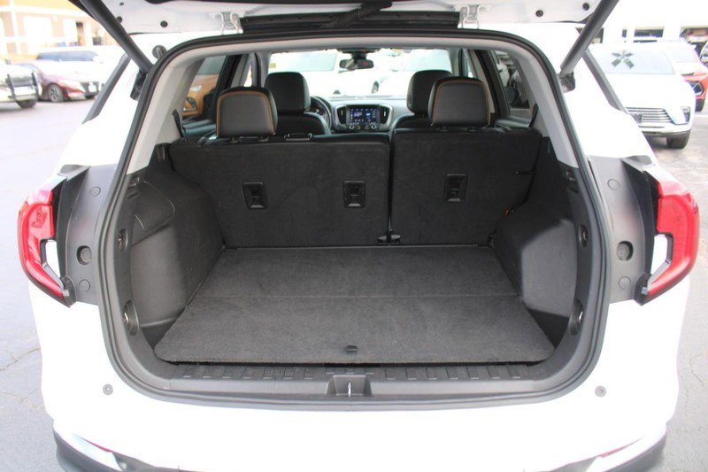 Certified 2023 GMC Terrain AT4 image 7