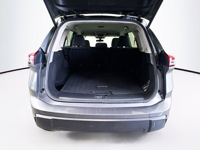 Used 2024 Nissan Rogue SV AWD/4WD image 20