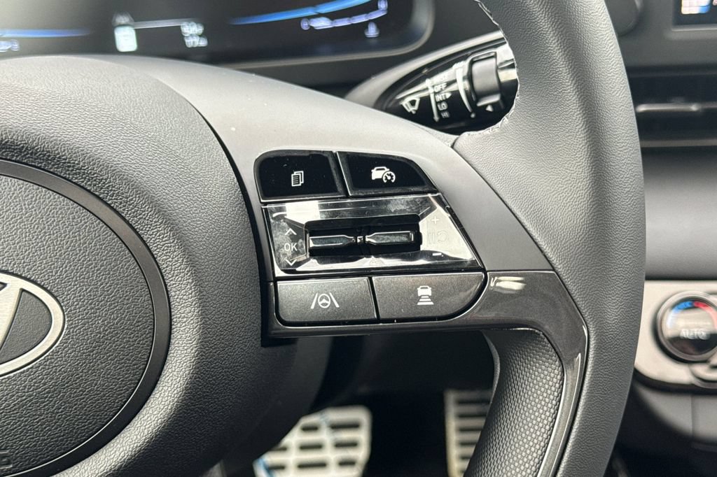 New 2026 Hyundai Elantra SEL Sport Premium FWD image 26