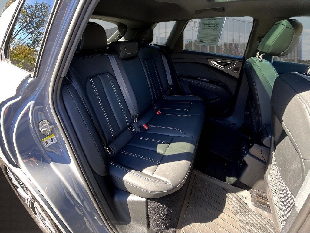 Used 2023 Audi Q4 e-tron Premium Plus RWD image 27