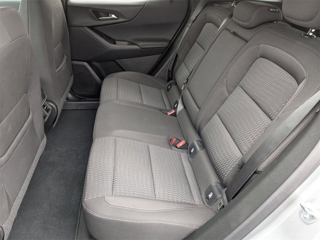 Used 2025 Chevrolet Equinox LT image 28