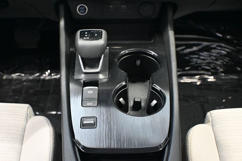 Used 2021 Nissan Rogue SV FWD image 16