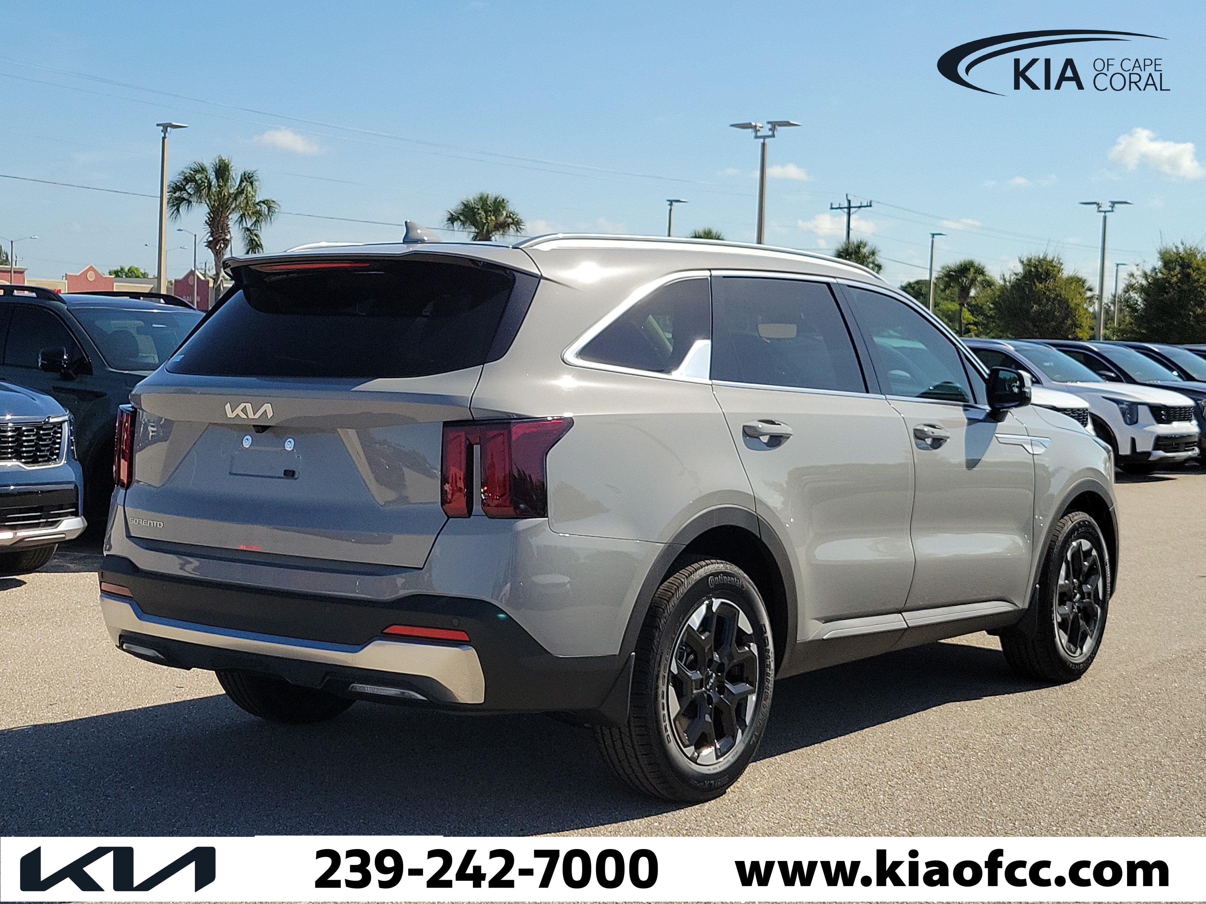 New 2026 Kia Sorento S w/ S Panoramic Sunroof Package FWD image 6