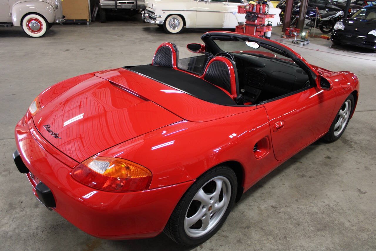 Used 1997 Porsche Boxster RWD image 37