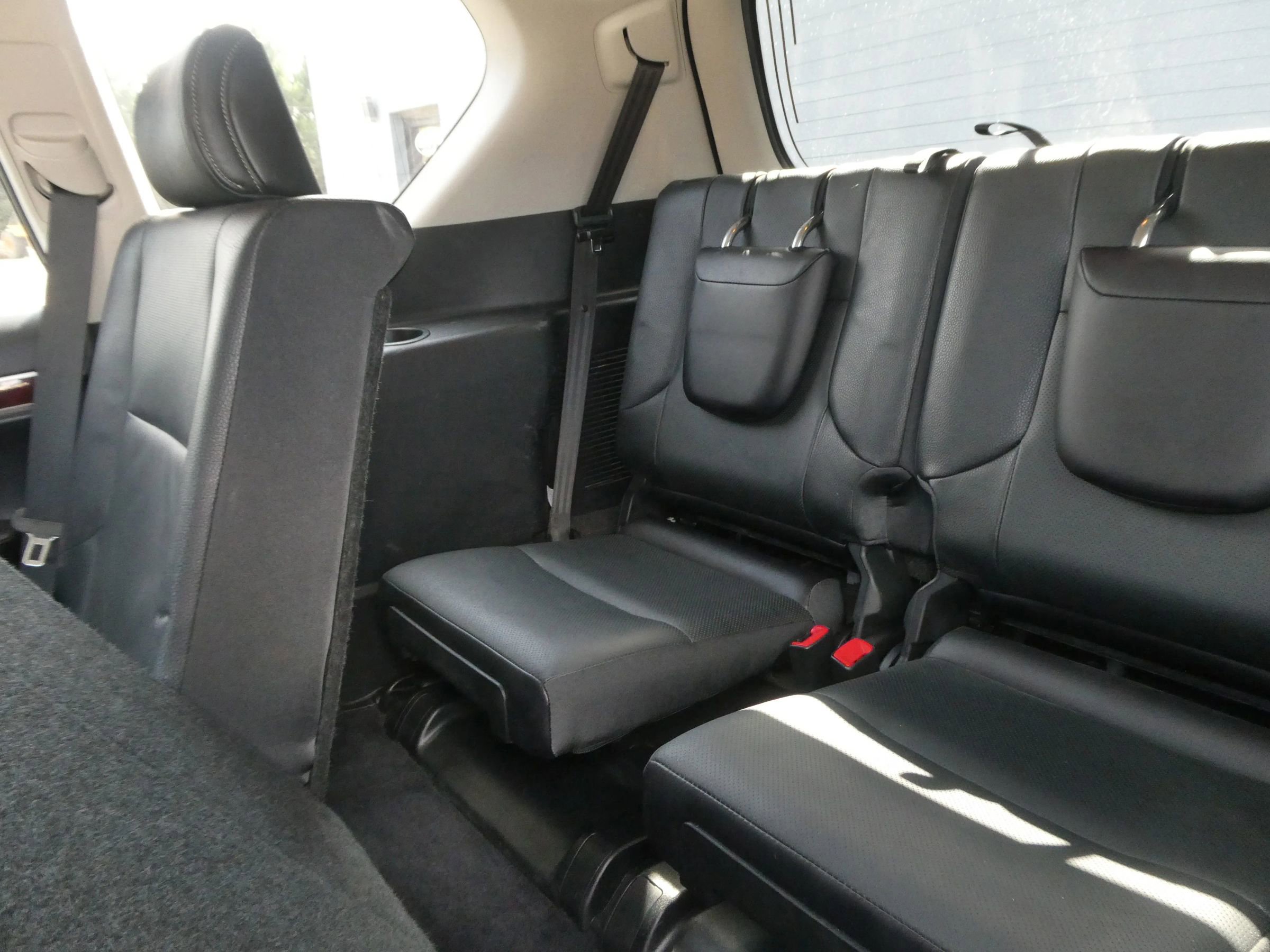 Used 2016 Lexus GX 460 w/ Premium Package image 34