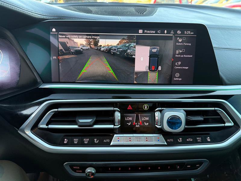 Used 2019 BMW X5 xDrive50i w/ M Sport Package image 37