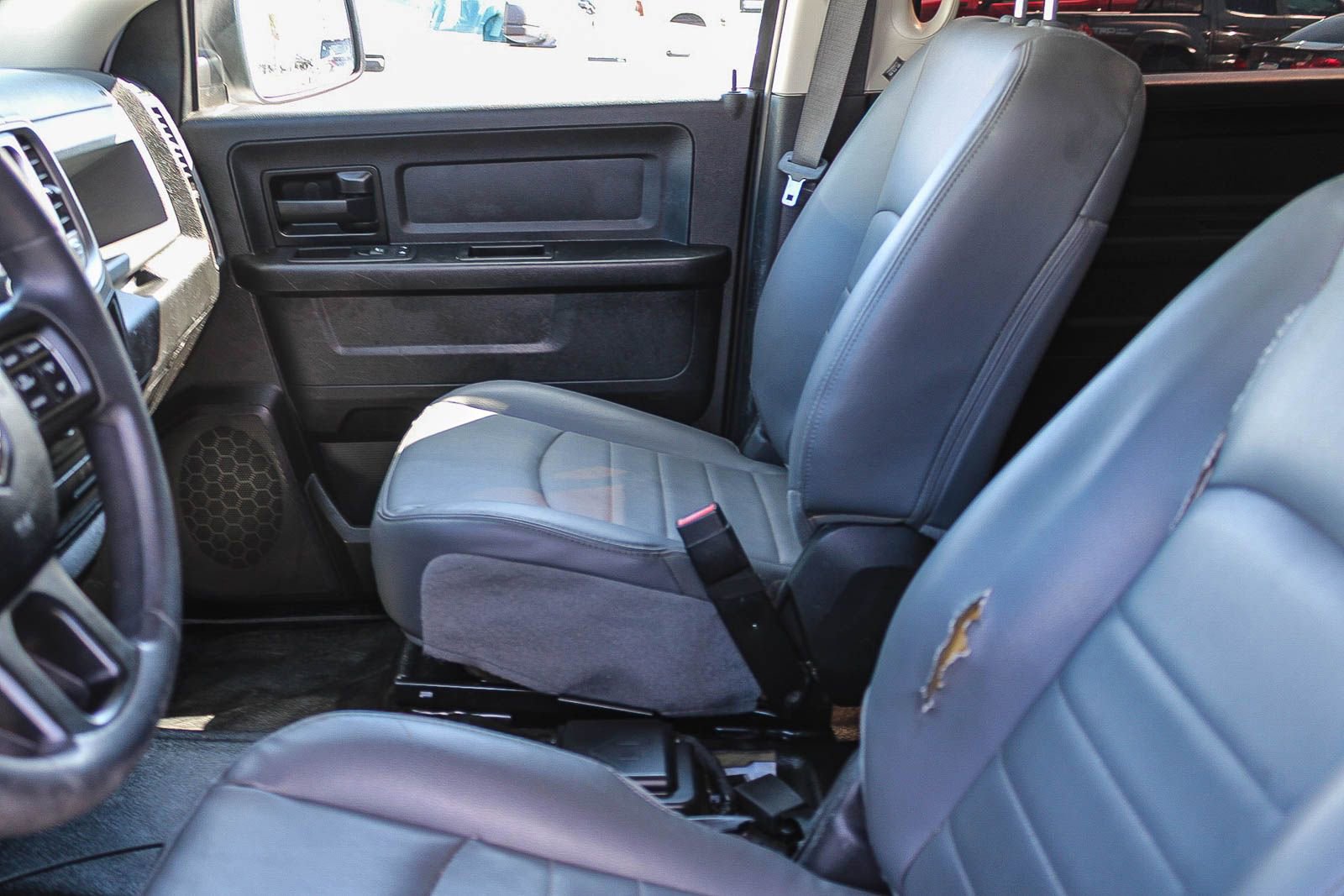 Used 2019 RAM 1500 Tradesman w/ Protection Group AWD/4WD image 17