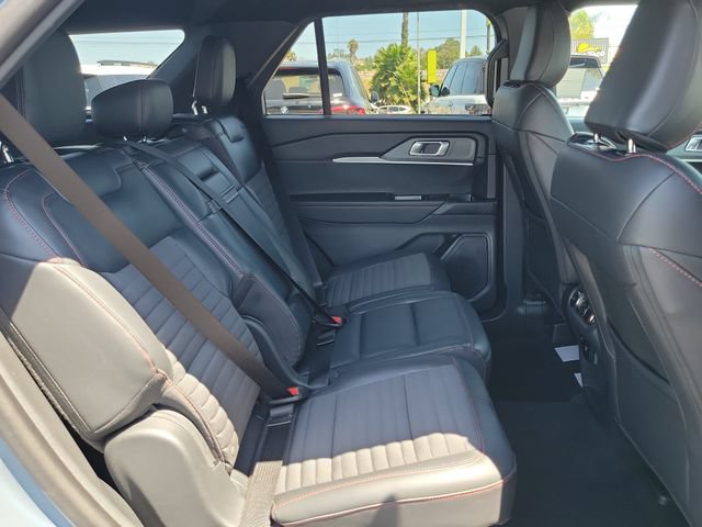 Used 2026 Ford Explorer ST-Line w/ Premium Package RWD image 19