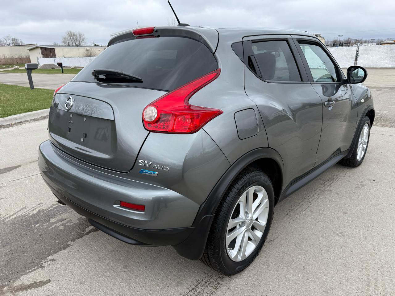 Used 2012 Nissan Juke SV image 5