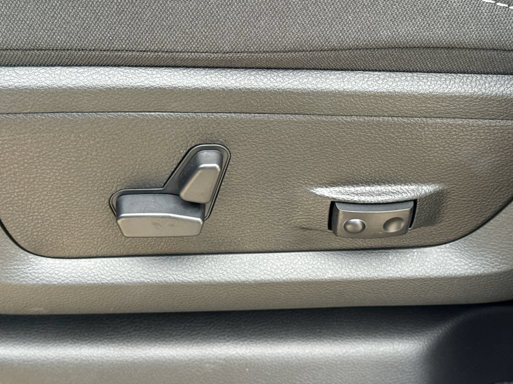 New 2026 RAM 3500 Lone Star AWD/4WD image 21
