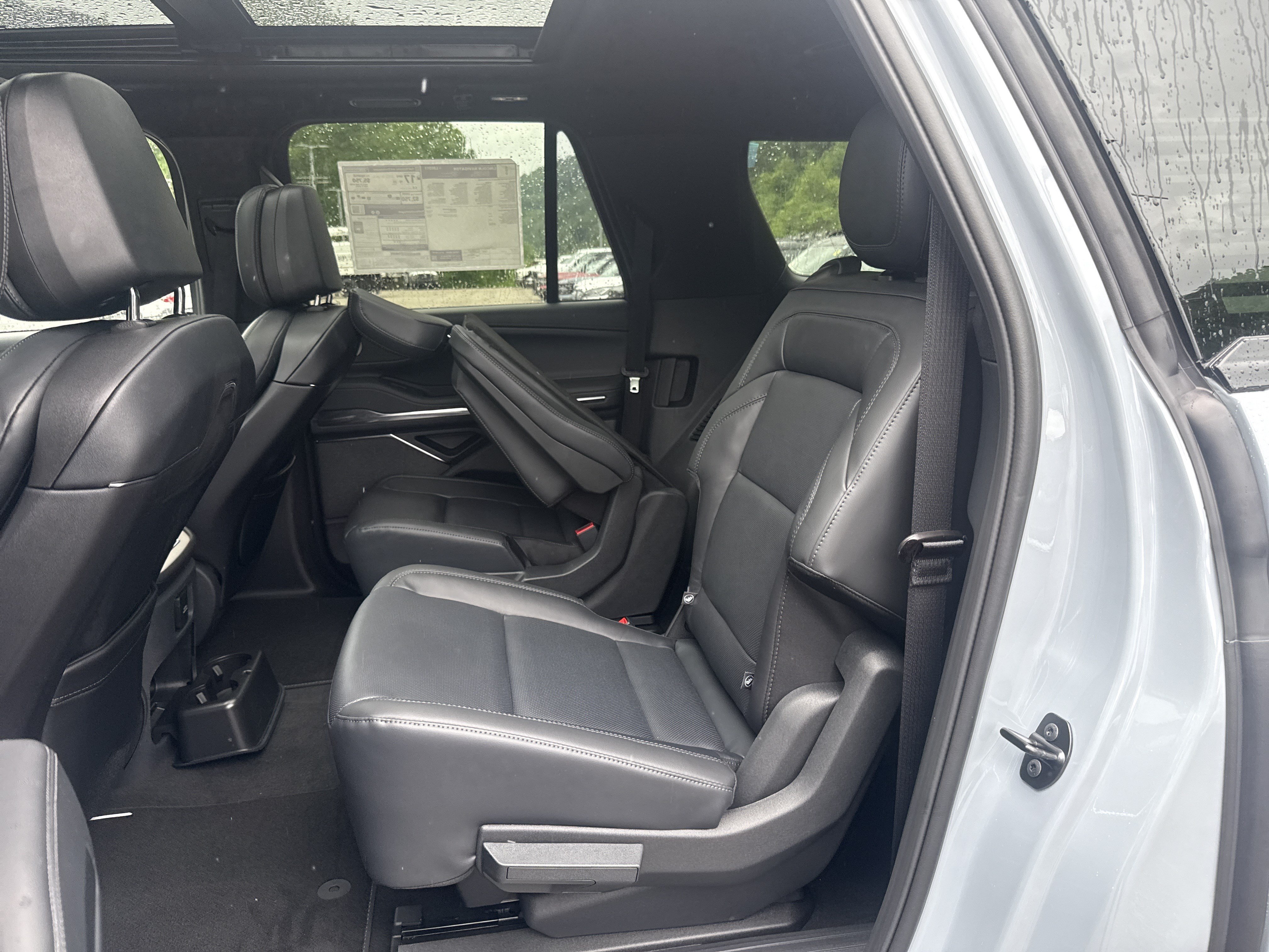 New 2027 Lincoln Navigator L Reserve w/ Jet Appearance Package AWD/4WD image 14