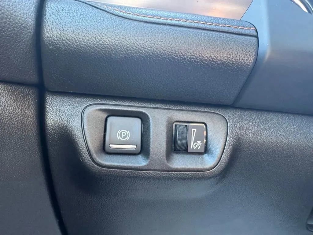 Used 2019 GMC Acadia SLE w/ Driver Alert Package I image 24