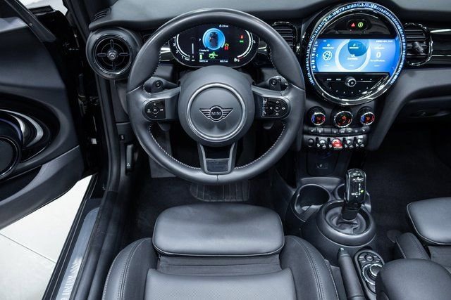 Used 2024 MINI Cooper S image 3