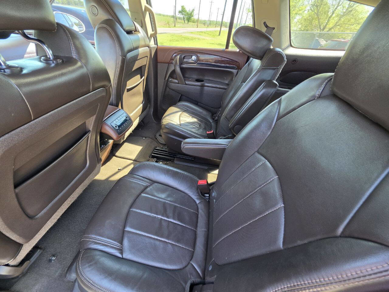 Used 2013 Buick Enclave Premium image 4