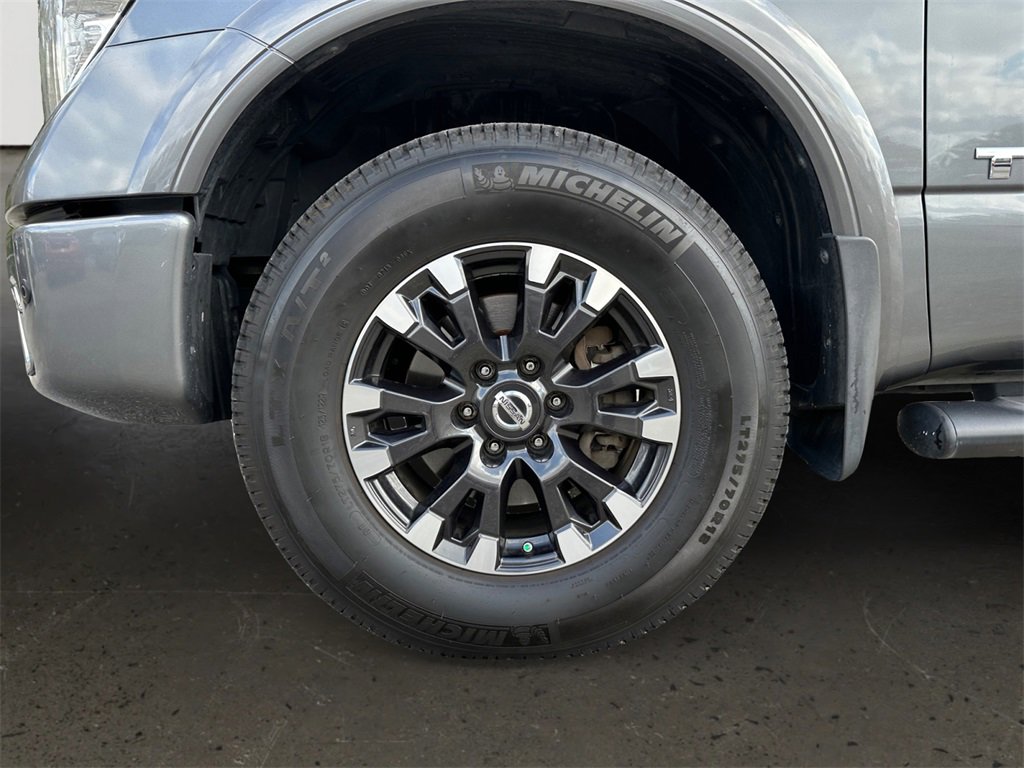 Used 2018 Nissan Titan PRO-4X w/ Pro-4x Utility Package image 10