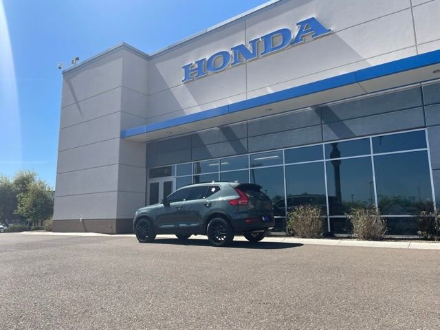 Used 2026 Volvo XC40 B5 Ultra w/ Climate Package image 19