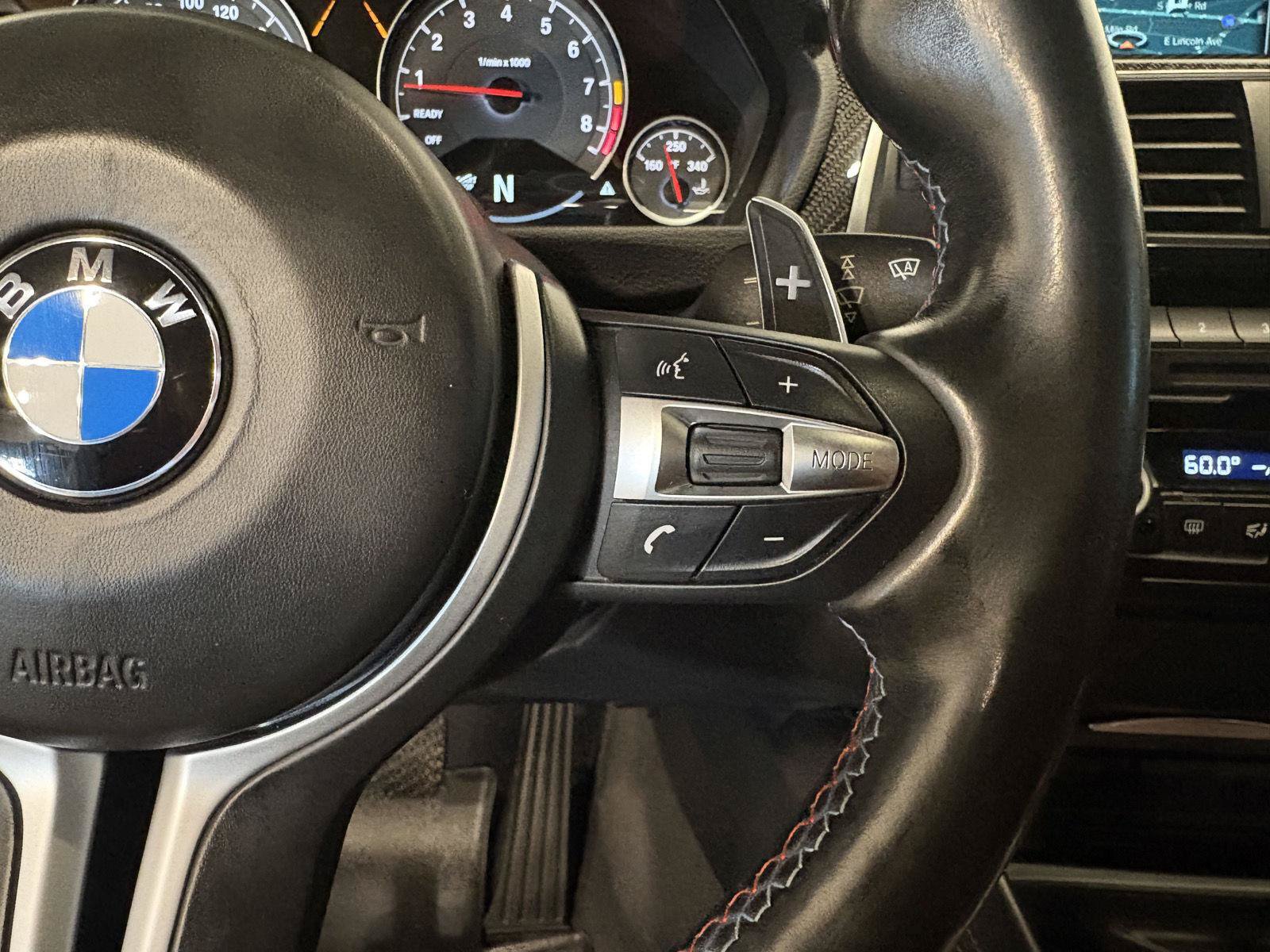 Used 2017 BMW M4 Convertible RWD image 28