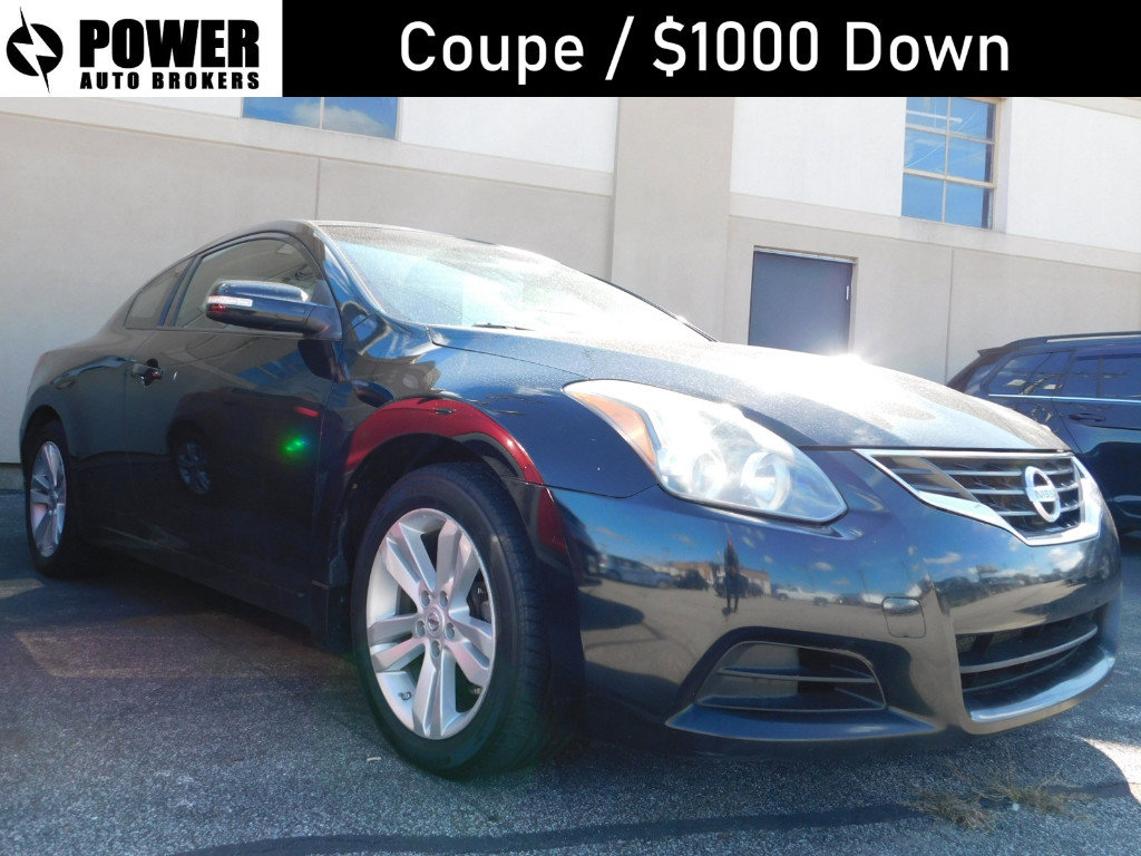 Used 2010 Nissan Altima 2.5 S w/ Premium Pkg FWD image 1