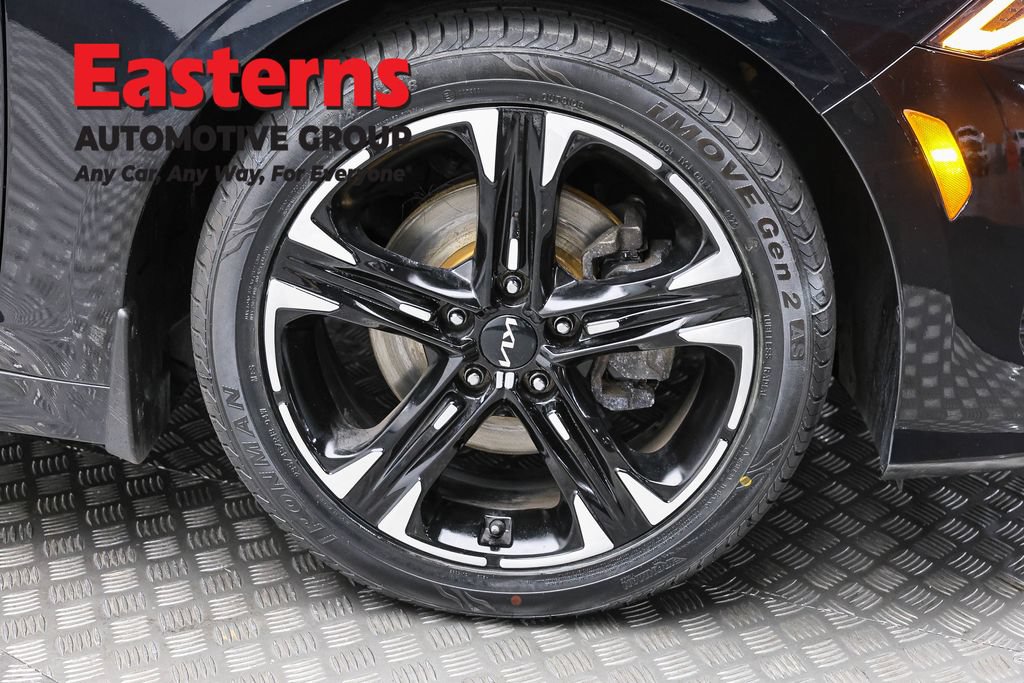 Used 2024 Kia K5 GT-Line AWD/4WD image 32