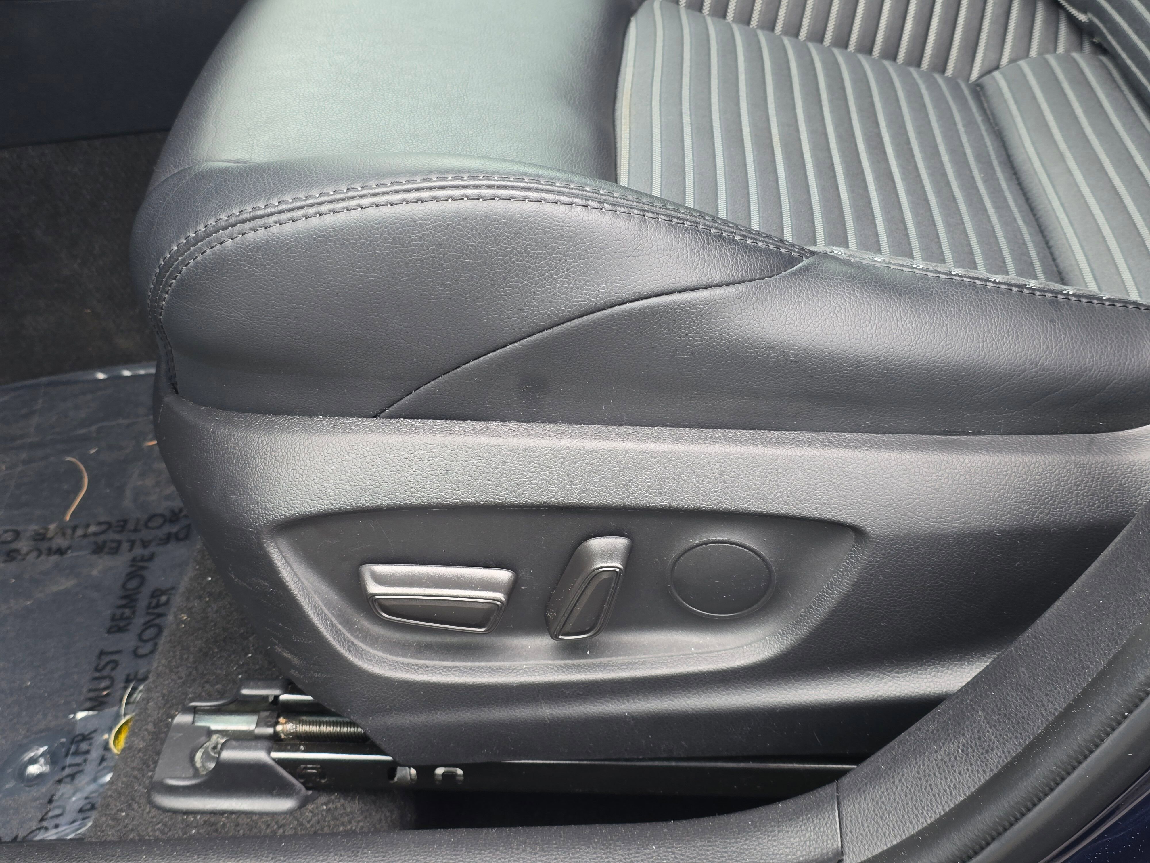 Used 2024 Toyota Corolla XSE FWD image 25