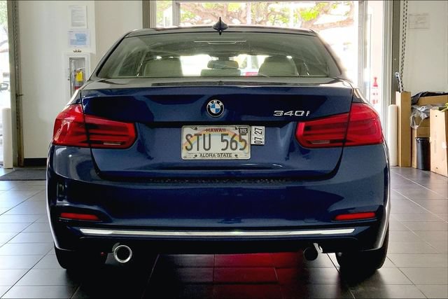 Used 2016 BMW 340i Sedan RWD image 4