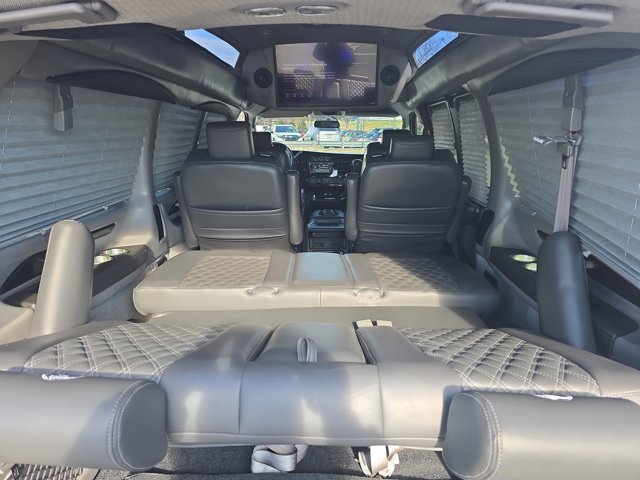 Used 2023 GMC Savana 2500 image 14
