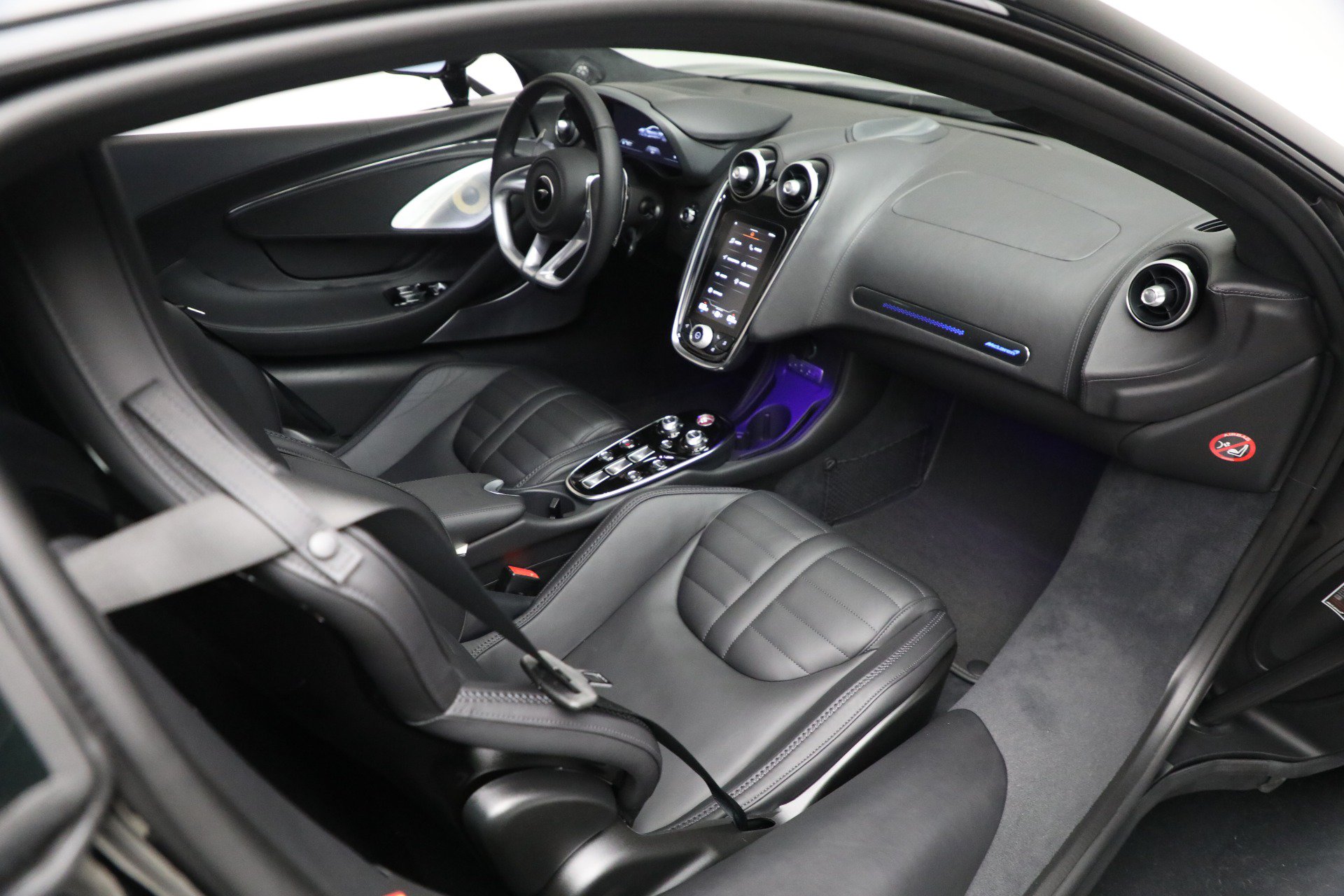 Used 2025 McLaren GTS RWD image 26