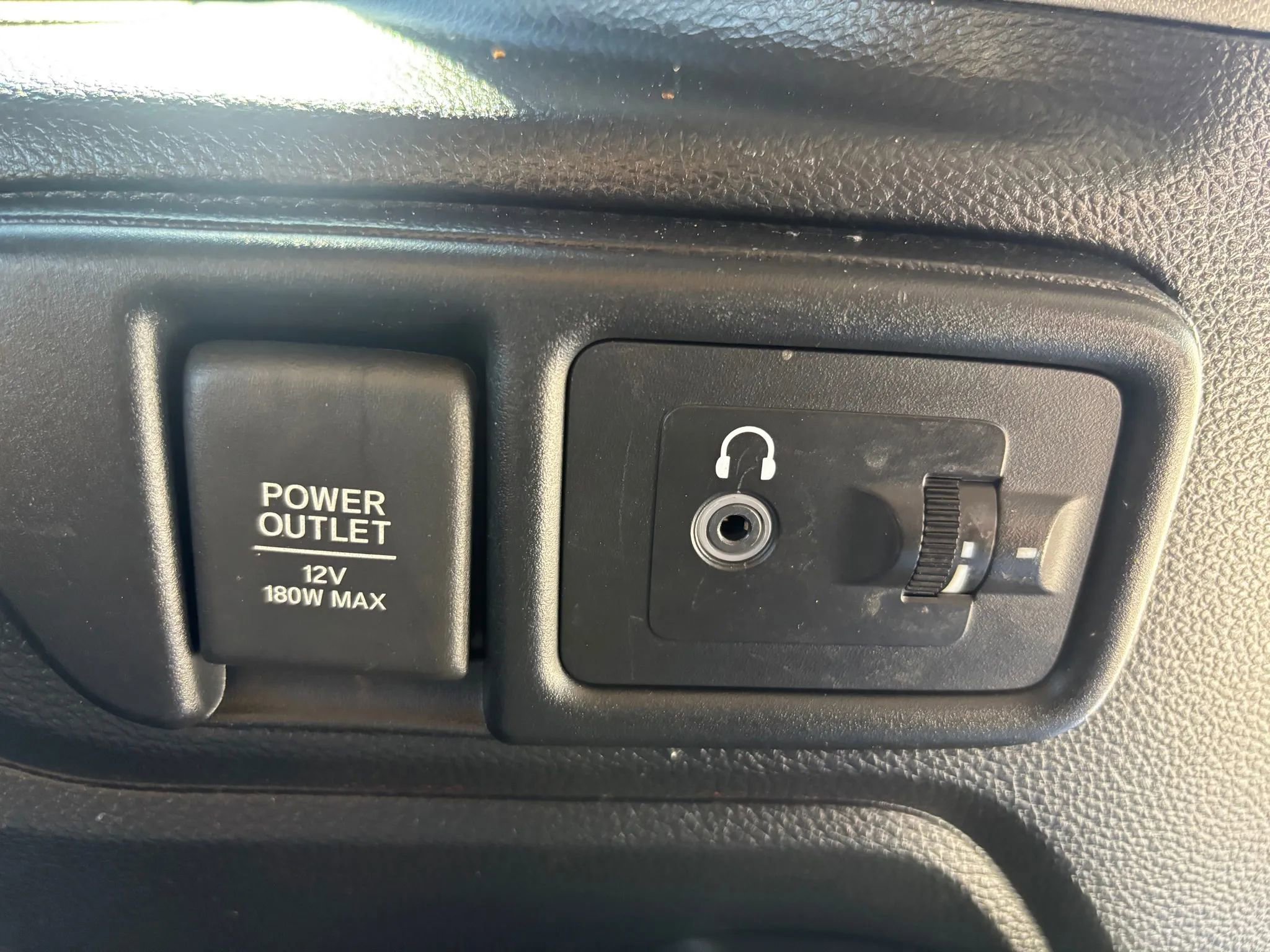 Used 2018 Honda Odyssey EX-L image 38