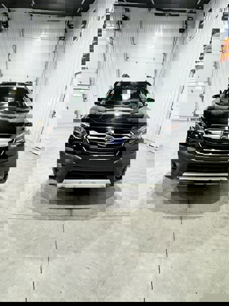 Used 2020 Subaru Outback Limited w/ Popular Package #2 image 3