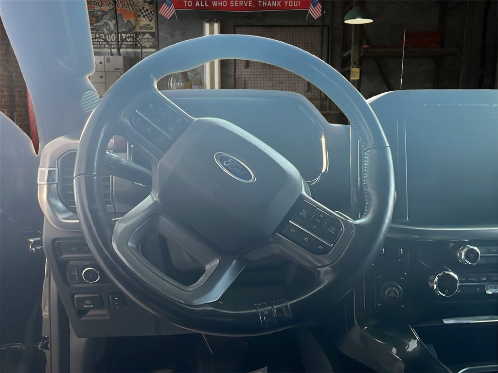 Used 2021 Ford F150 Lariat w/ Equipment Group 502A High image 19