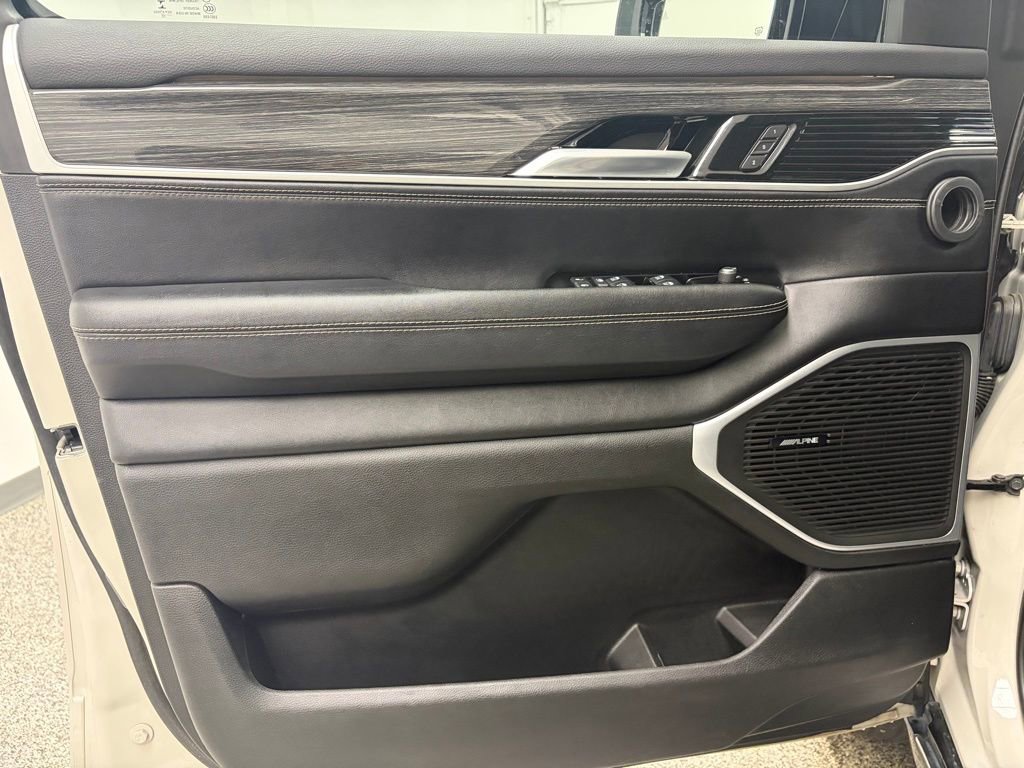 Used 2022 Jeep Wagoneer Series III image 13