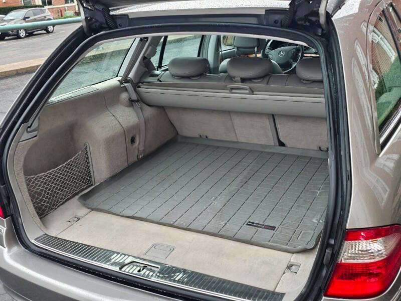 Used 2006 Mercedes-Benz E 350 4MATIC Wagon image 24