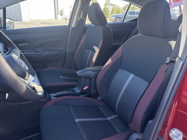 New 2025 Nissan Versa SR w/ Trunk Package FWD image 15