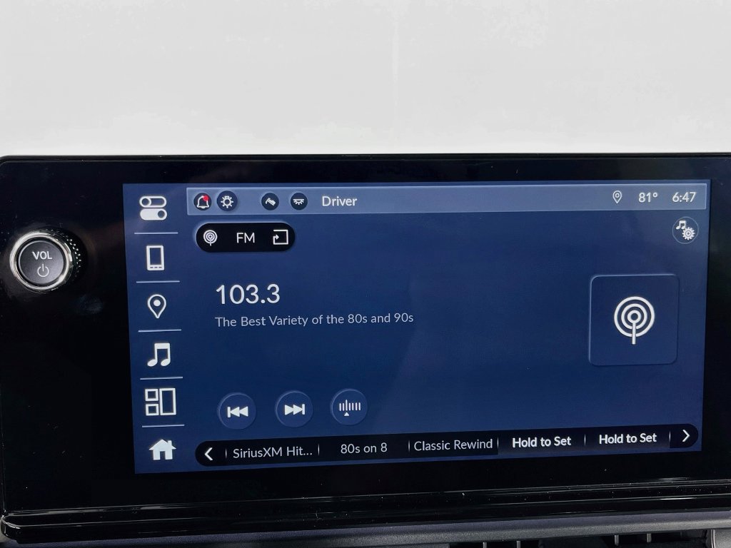Used 2025 Honda Prologue Touring image 17