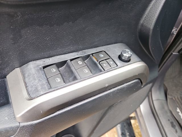 Used 2018 Toyota Tacoma SR5 image 16