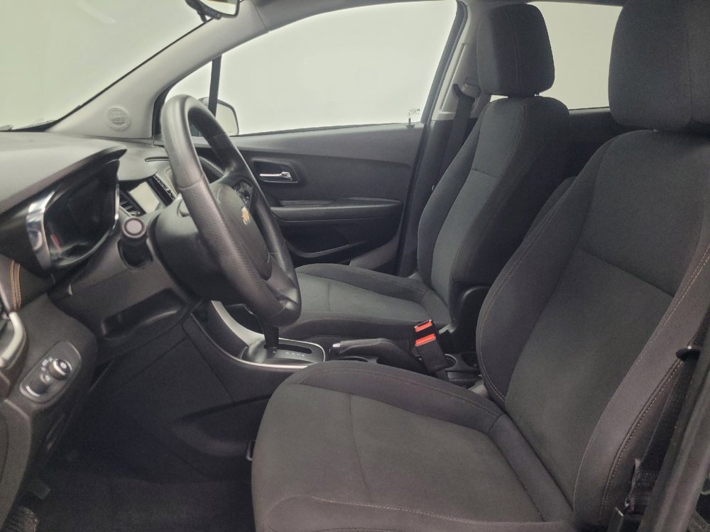 Used 2019 Chevrolet Trax LS w/ Tint and Cruise Package FWD image 17