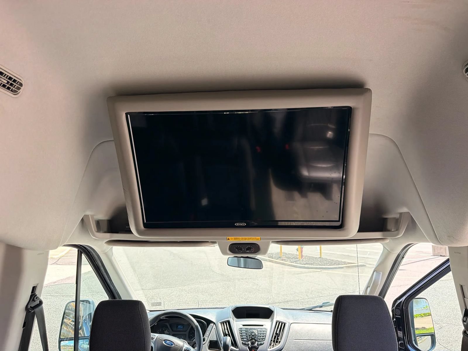 Used 2018 Ford Transit 350 XLT RWD image 21