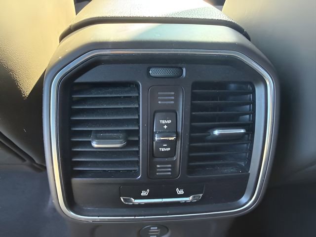 Used 2017 Porsche Macan image 7