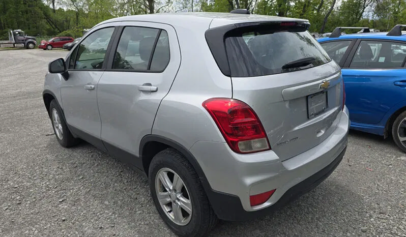 Used 2018 Chevrolet Trax LS AWD/4WD image 2