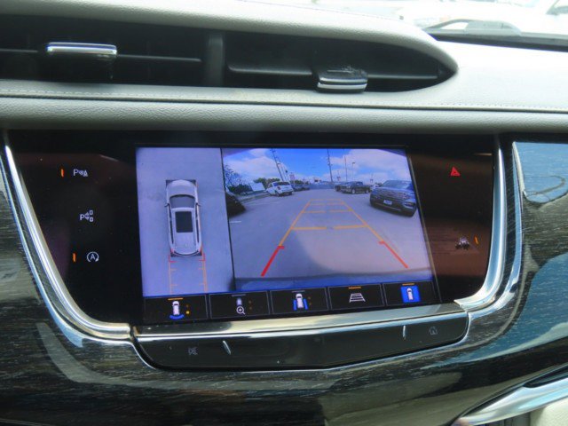 Used 2022 Cadillac XT6 Premium Luxury w/ Technology Package FWD image 30